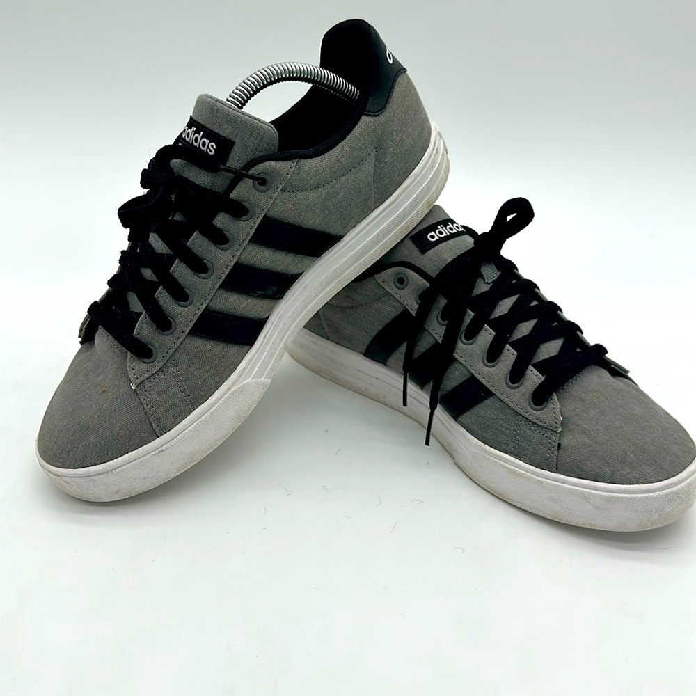 Adidas Day 2.0 Gray and Black Everyday Sneakers Mens Size 8.5